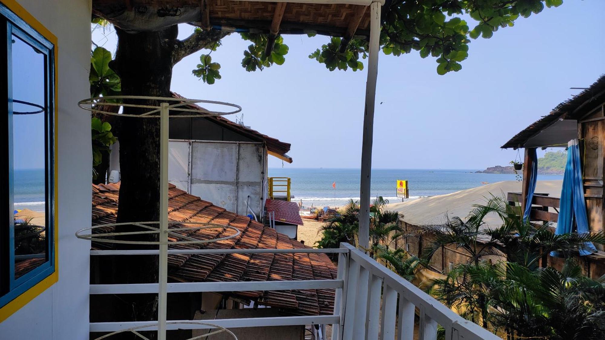 Columbus Goa Beach Resort Палолем Экстерьер фото